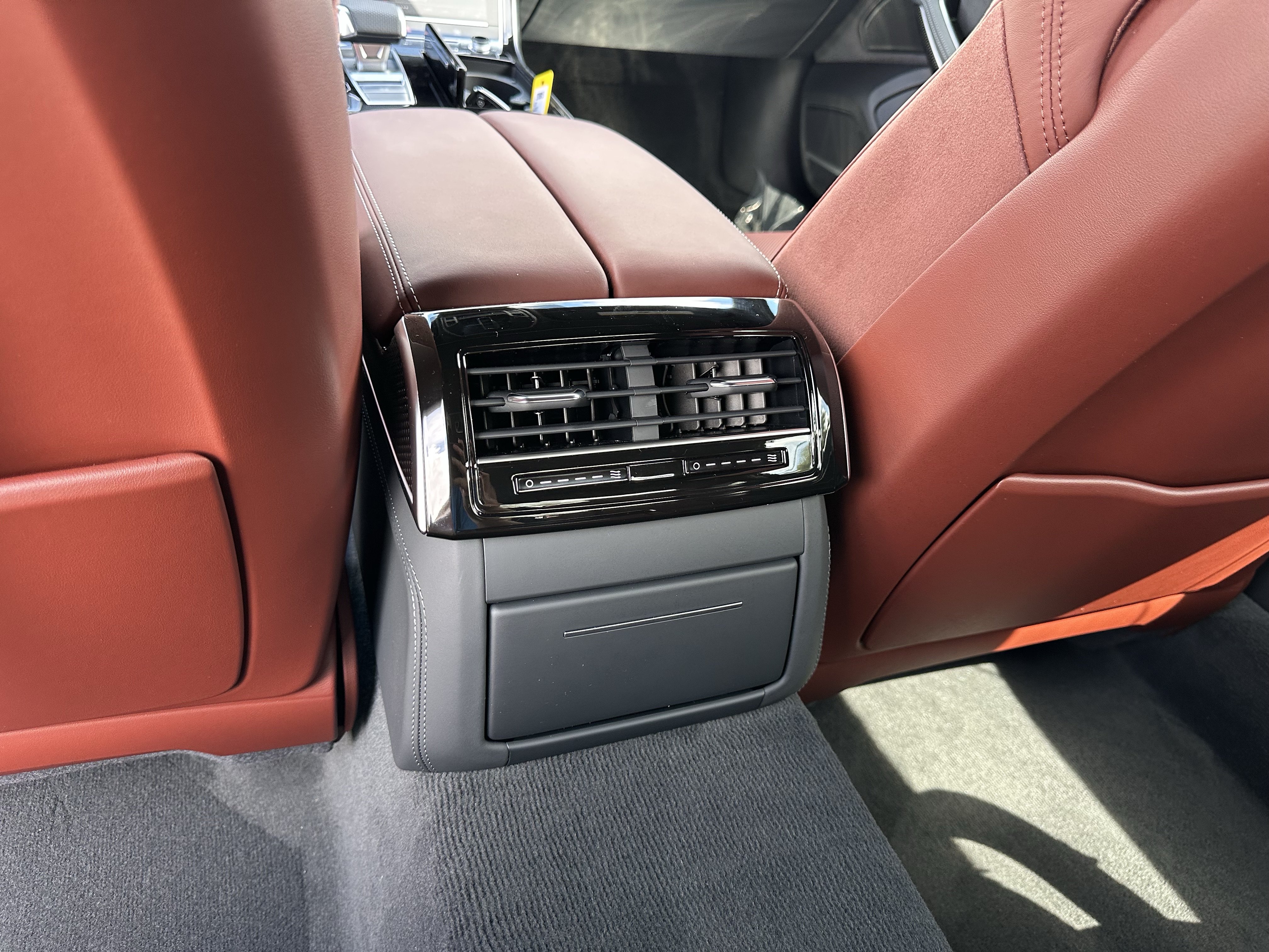 New 2027 Audi S8 AWD/4WD image 17