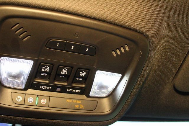 Used 2024 Chevrolet Traverse Premier w/ Redline Edition image 19