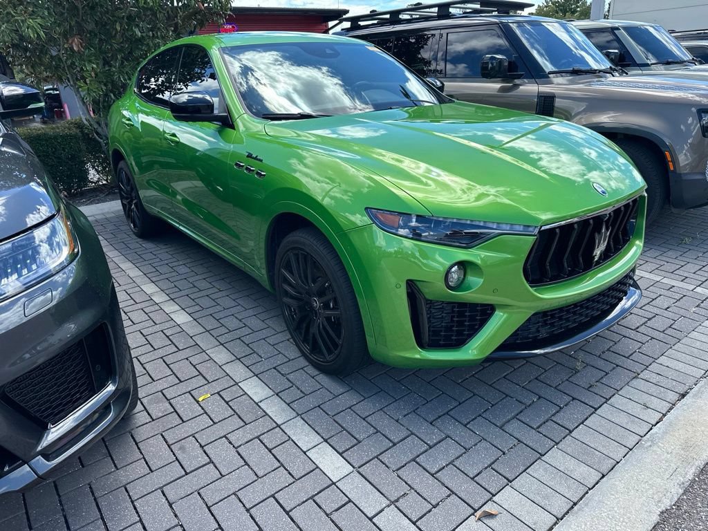 Used 2023 Maserati Levante Modena AWD/4WD image 3