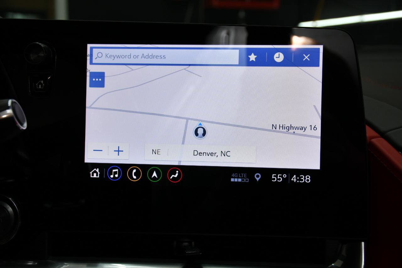 Used 2020 Chevrolet Corvette Stingray Premium Cpe w/ 3LT Preferred Equipment Group image 61