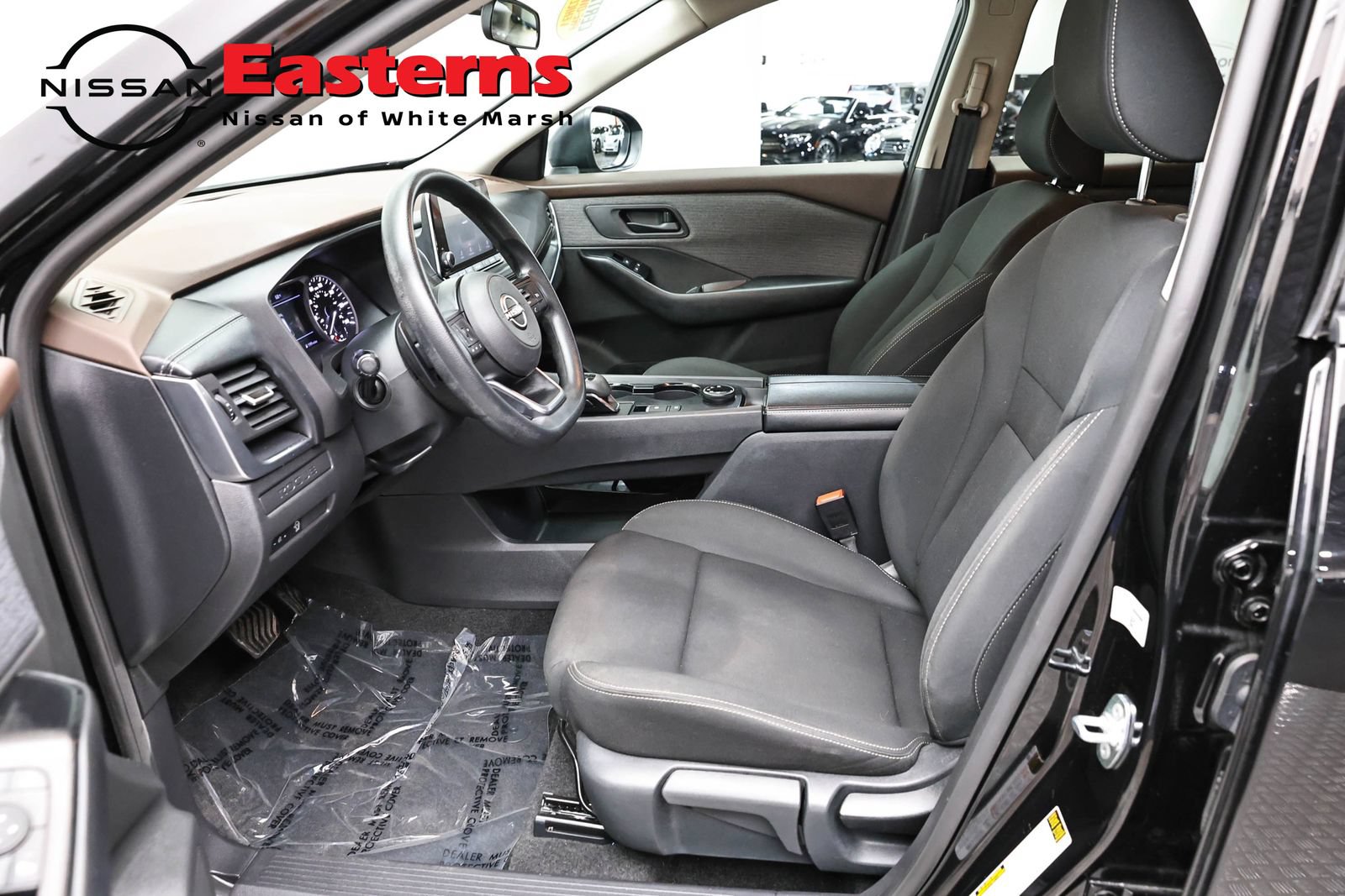 Used 2023 Nissan Rogue S AWD/4WD image 14