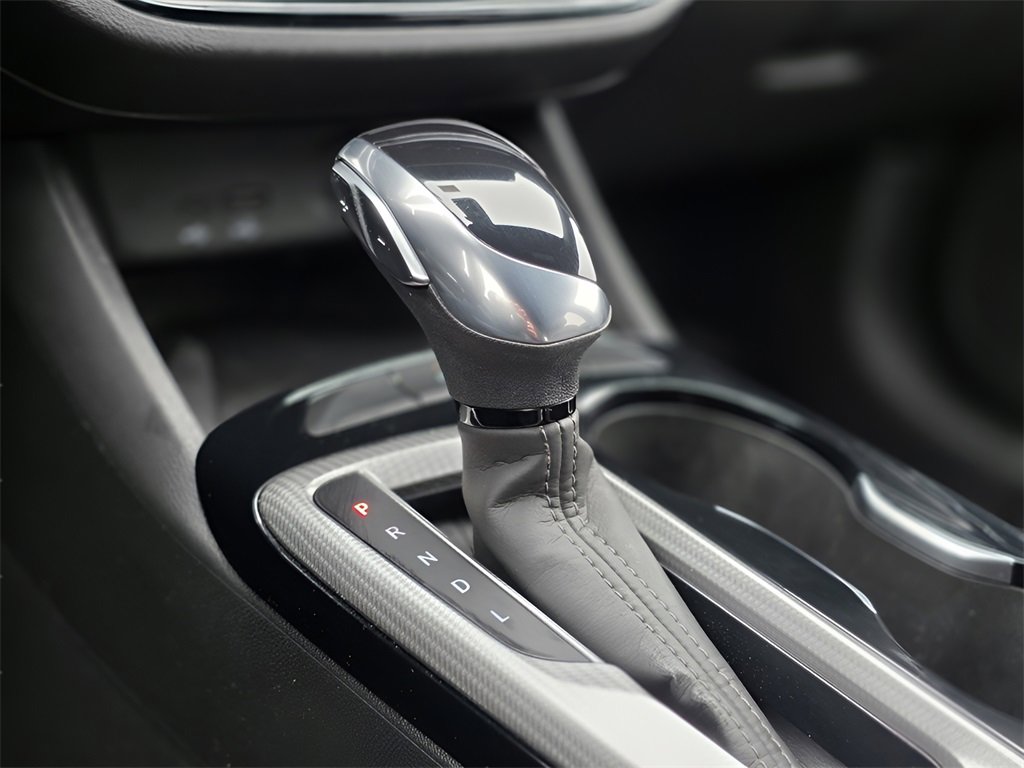 Used 2024 Buick Envista Avenir image 36