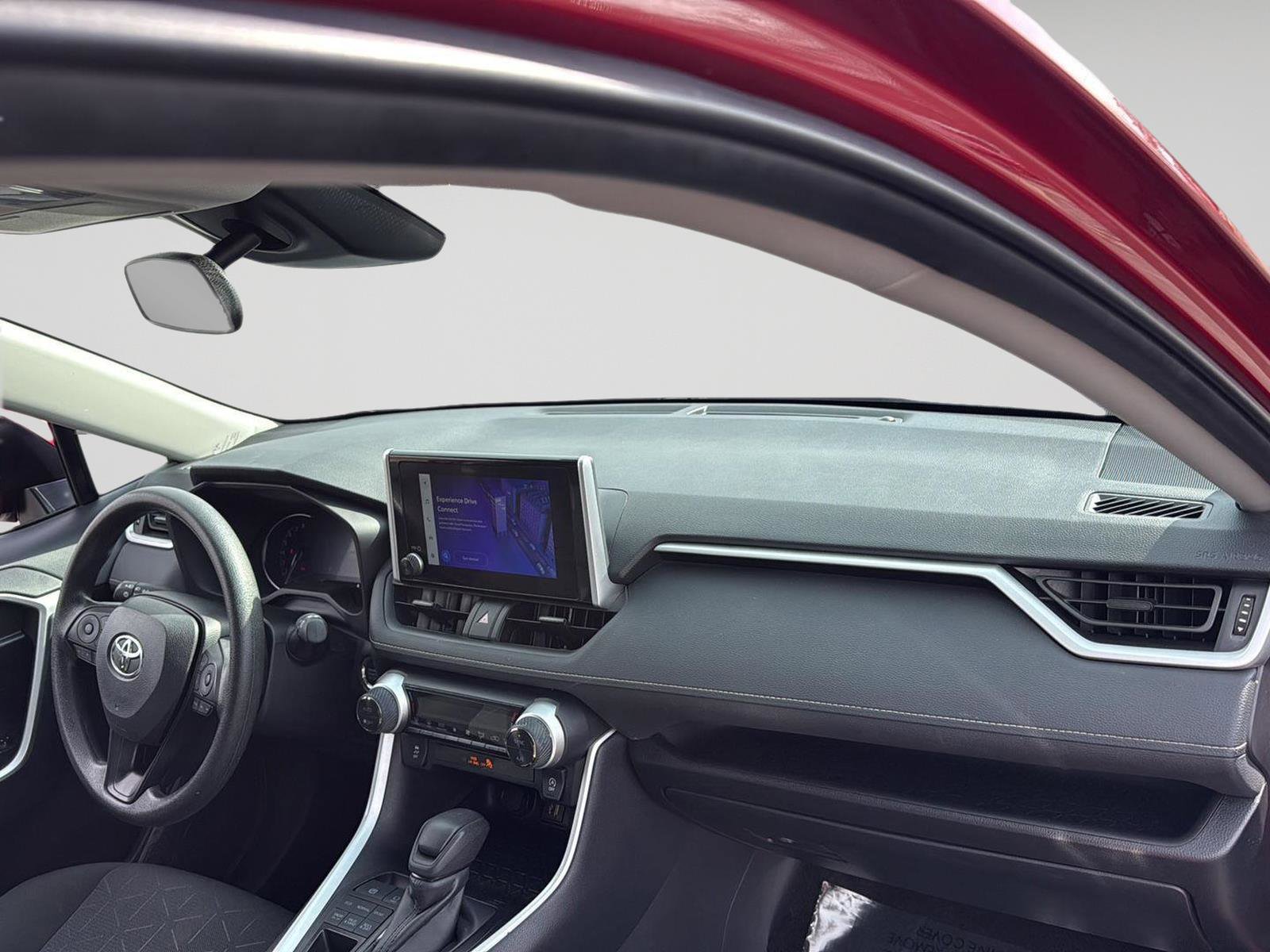 Used 2025 Toyota RAV4 XLE image 16