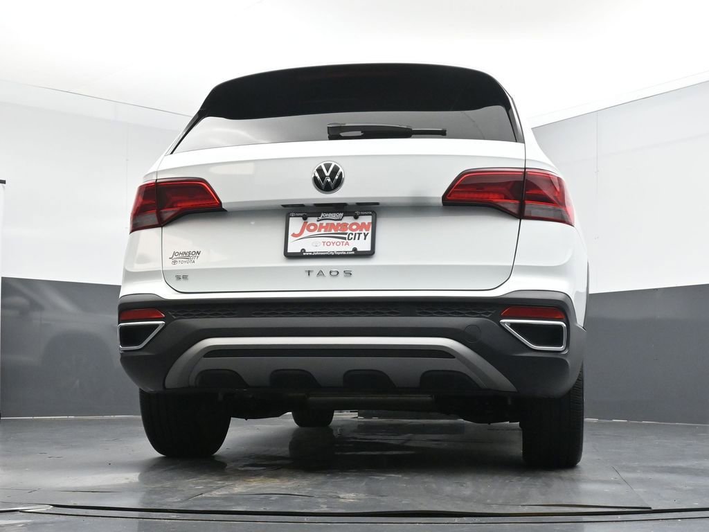 Used 2024 Volkswagen Taos SE image 42