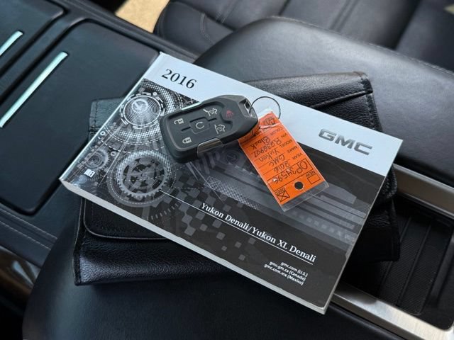Used 2016 GMC Yukon Denali w/ Open Road Package AWD/4WD image 5