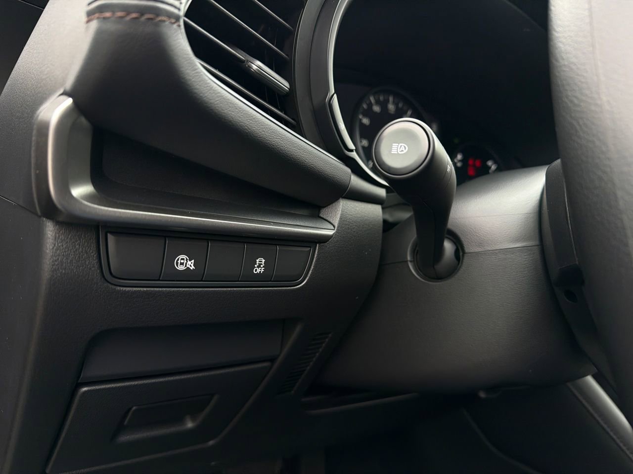 New 2026 MAZDA MAZDA3 s FWD image 28
