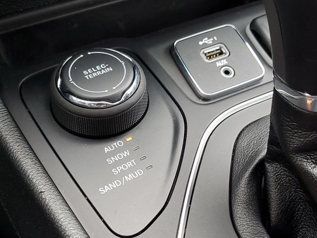 Used 2022 Jeep Cherokee Latitude Lux AWD/4WD image 20