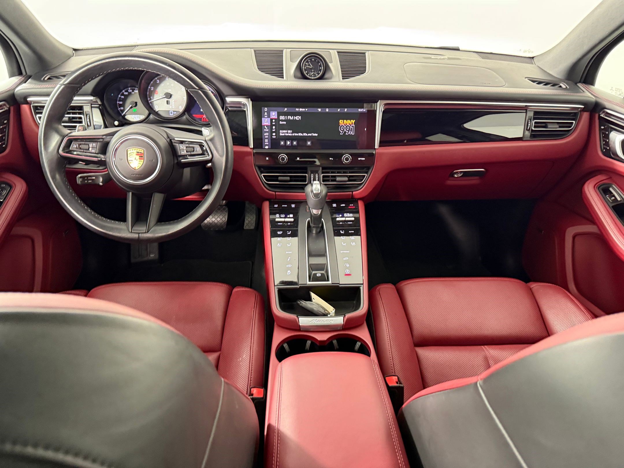 Used 2022 Porsche Macan S image 18