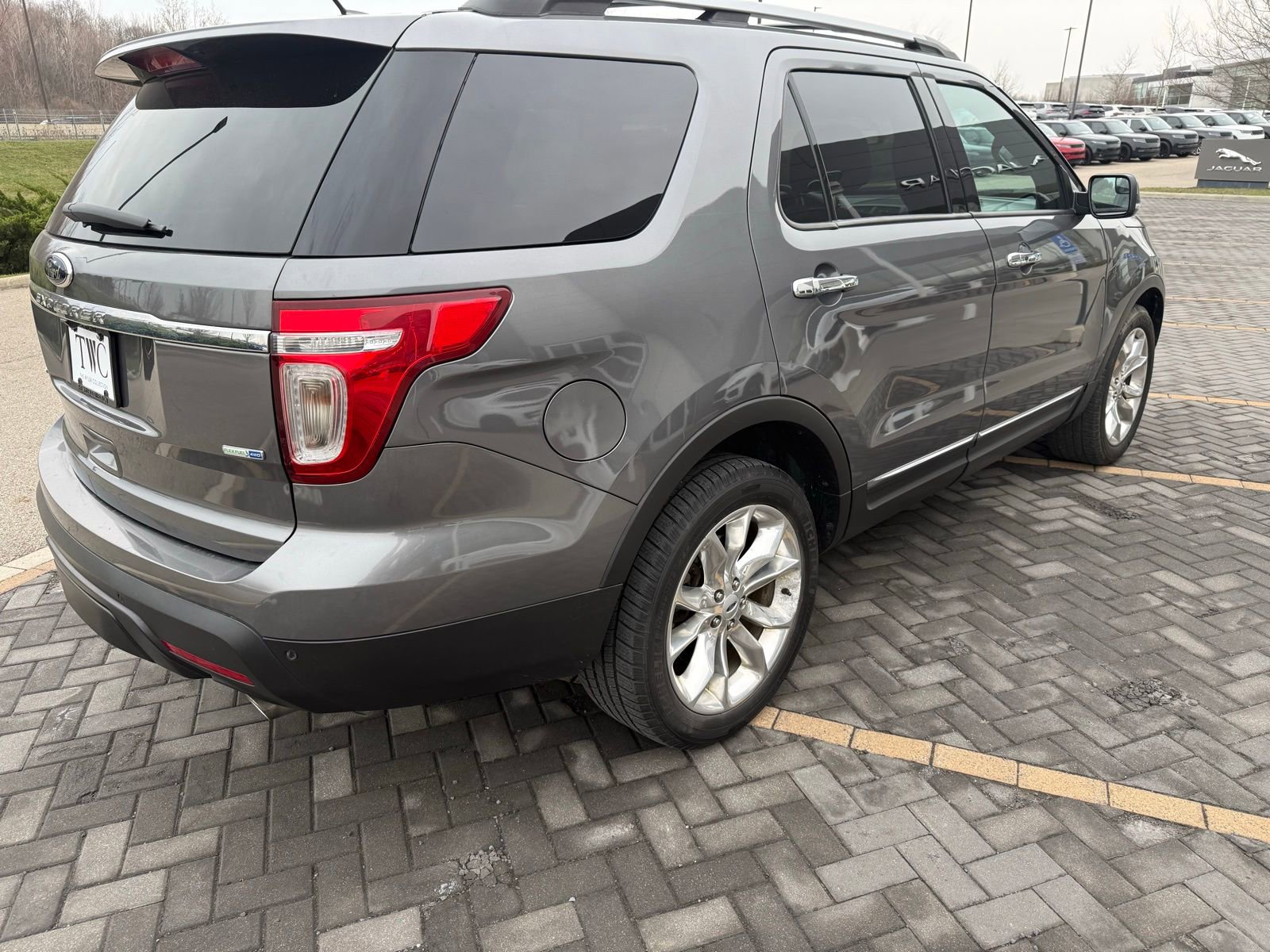 Used 2014 Ford Explorer Limited w/ Equipment Group 301A image 5