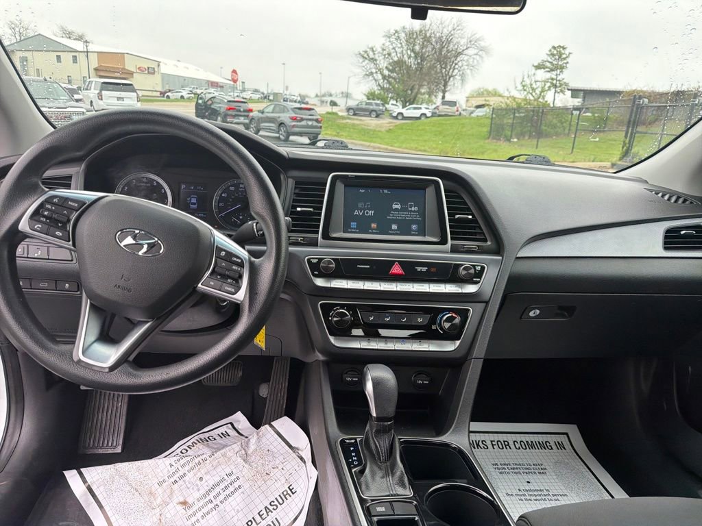 Used 2019 Hyundai Sonata SE image 14