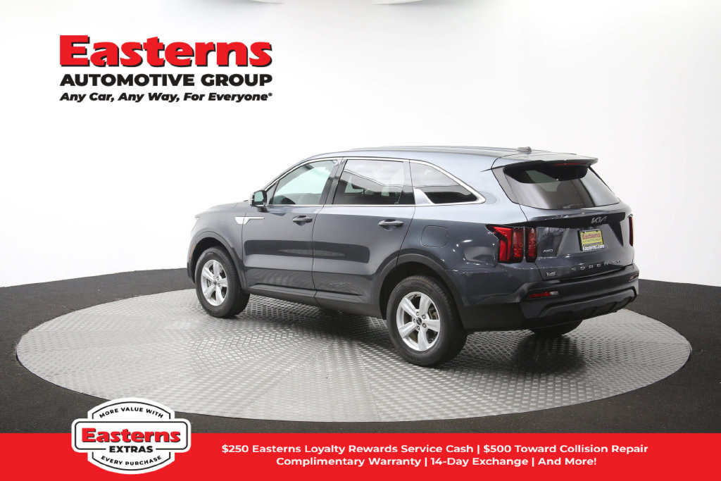 Used 2022 Kia Sorento LX AWD/4WD image 63