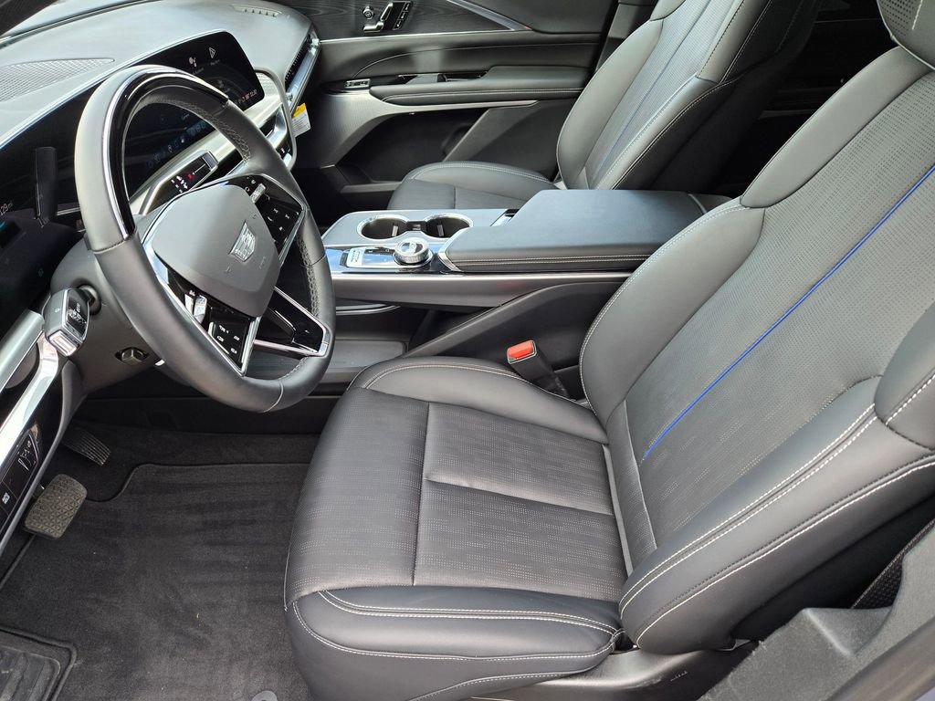 Certified 2024 Cadillac Lyriq Luxury image 11
