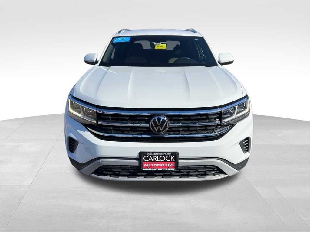 Used 2023 Volkswagen Atlas Cross Sport SE image 3