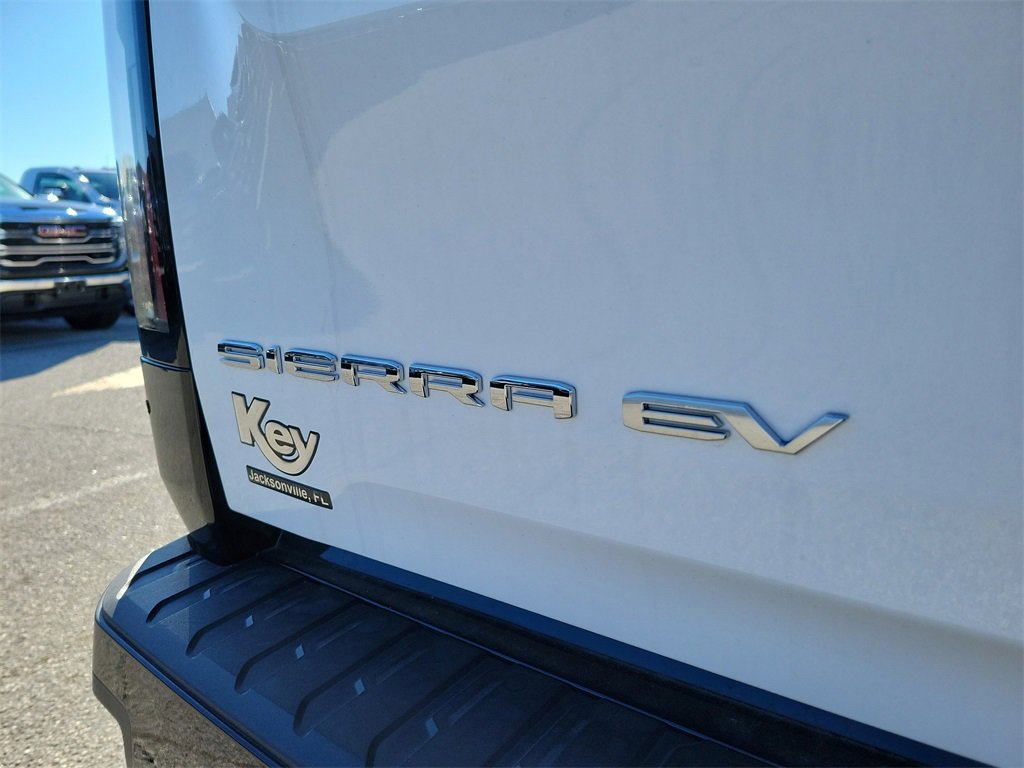 New 2025 GMC Sierra EV Denali image 8