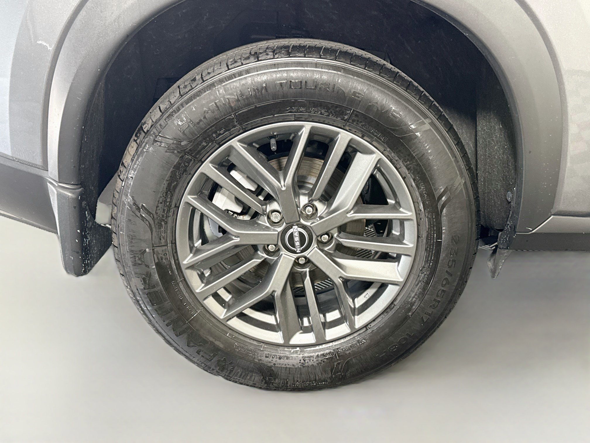 Used 2023 Nissan Rogue S FWD image 33
