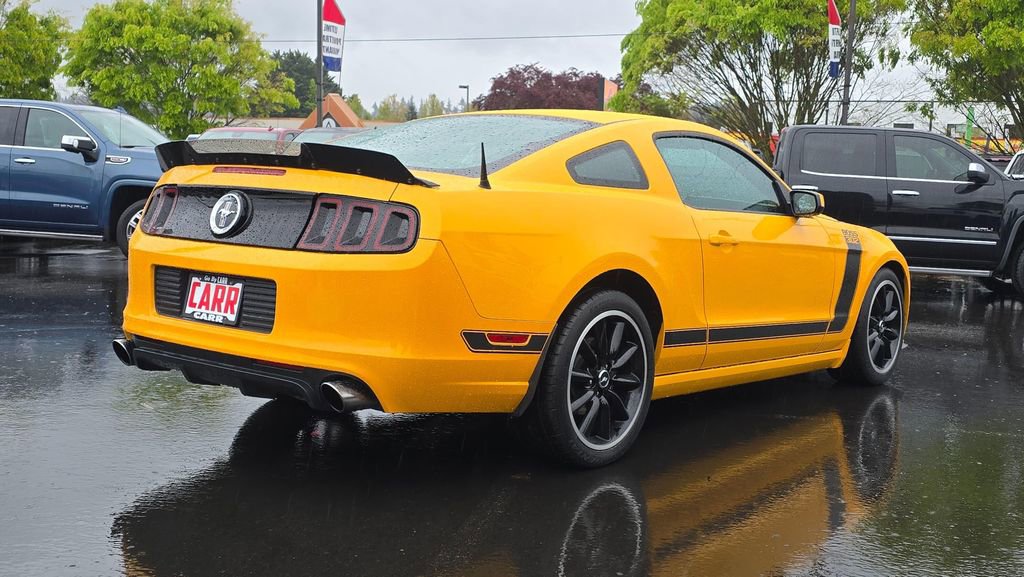 Used 2013 Ford Mustang Boss 302 w/ Boss 302 Accessory Pkg RWD image 3
