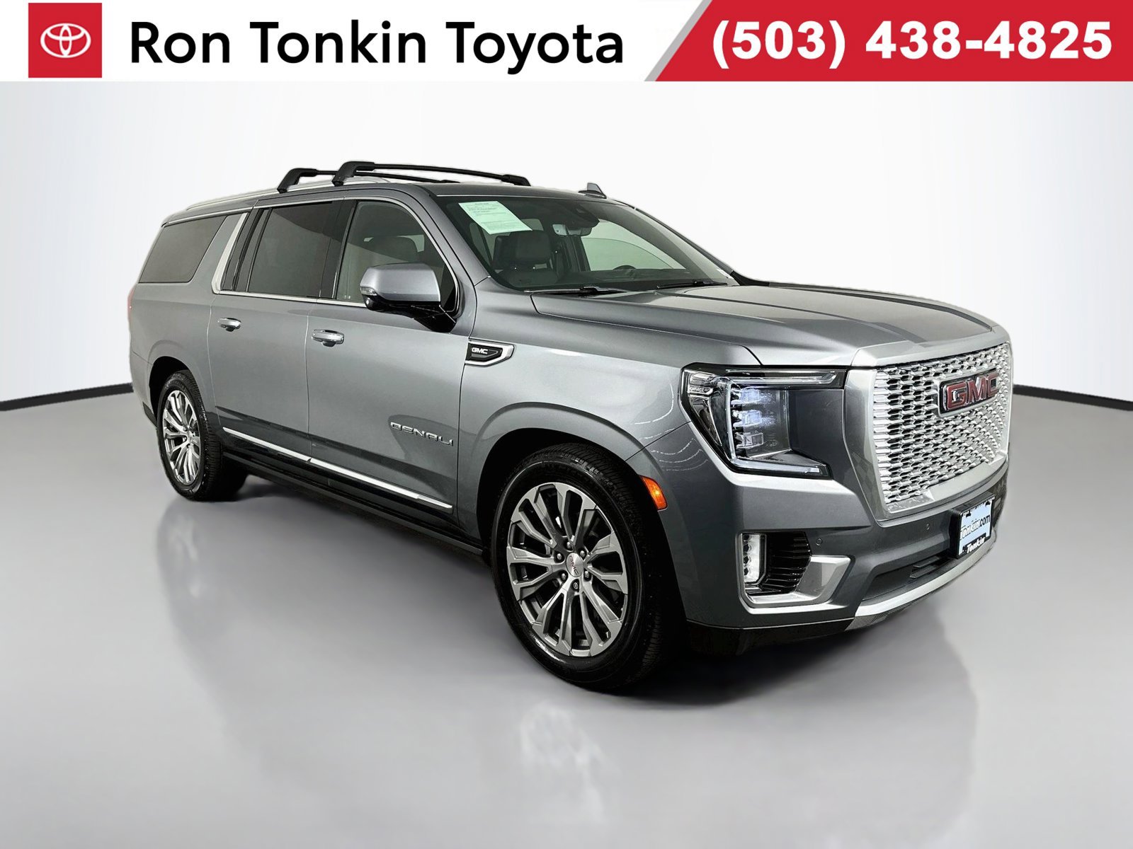 Used 2021 GMC Yukon XL Denali w/ Denali Ultimate Package AWD/4WD image 1
