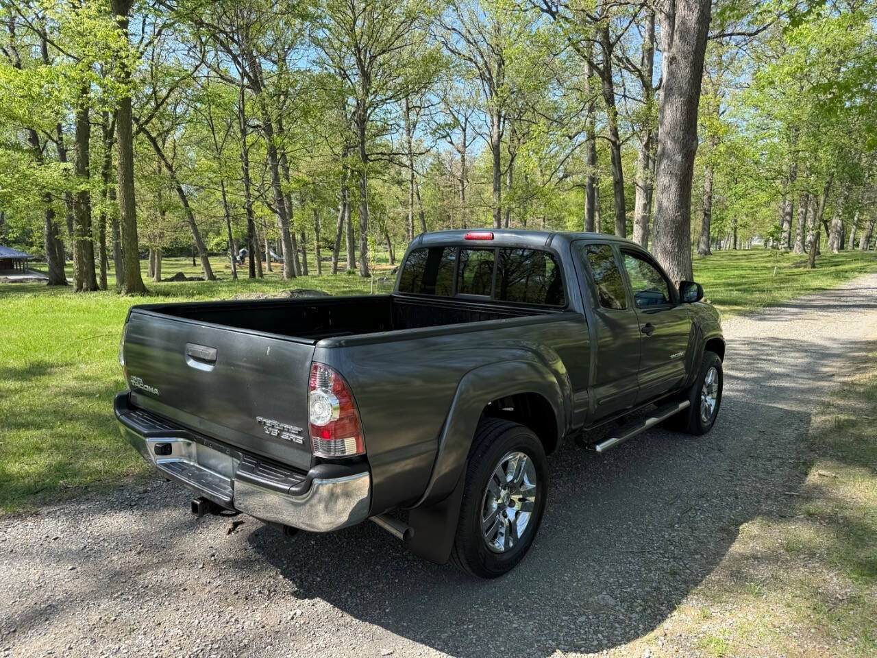 Used 2012 Toyota Tacoma PreRunner w/ SR5 Pkg RWD image 4