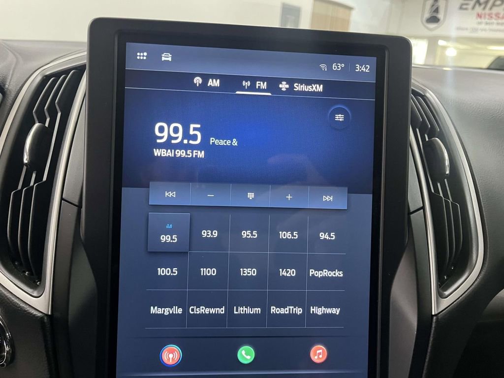 Used 2024 Ford Edge SEL image 17