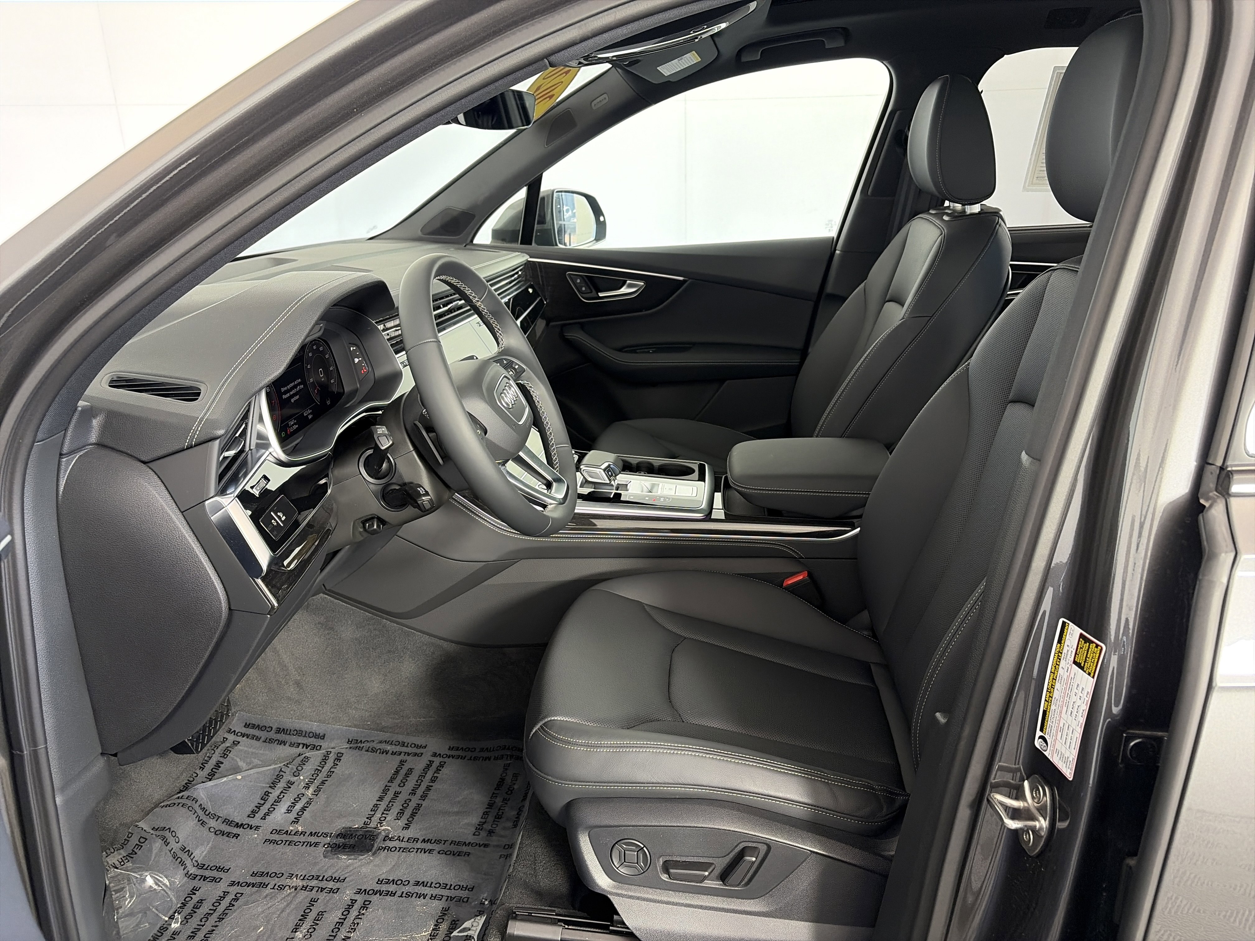 Used 2026 Audi Q7 3.0T Premium Plus w/ Premium Plus Package AWD/4WD image 6