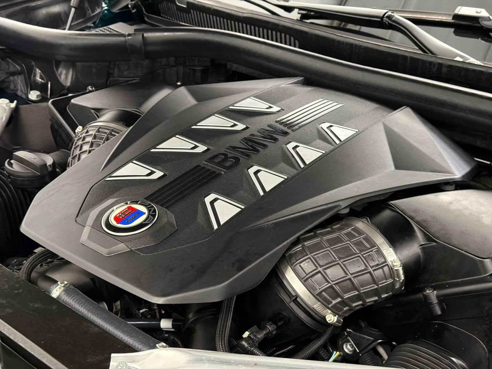 Used 2024 BMW ALPINA XB7 image 50