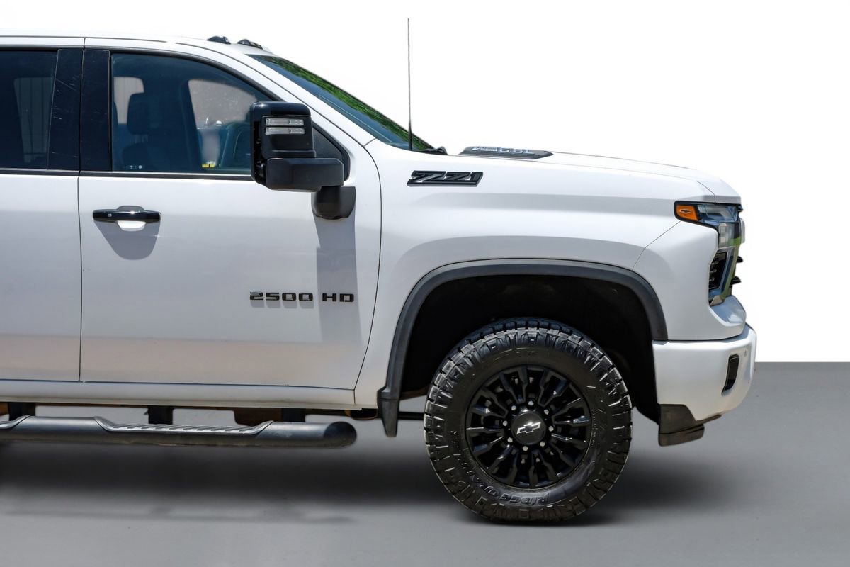 Used 2024 Chevrolet Silverado 2500 LTZ w/ LTZ Plus Package AWD/4WD image 7