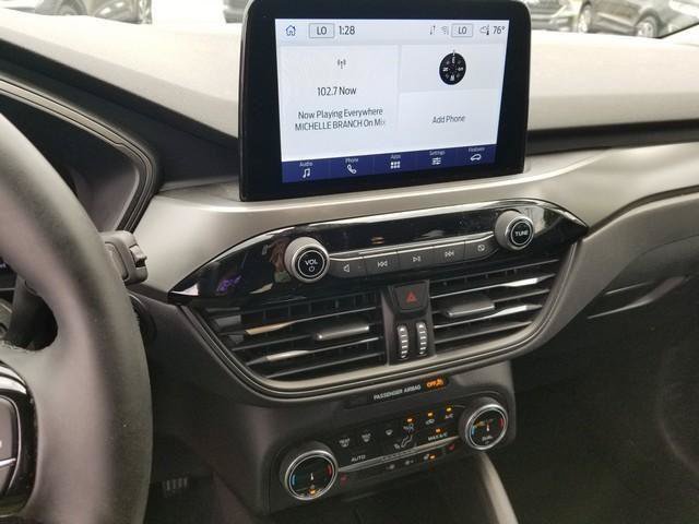 Certified 2023 Ford Escape Active AWD/4WD image 21