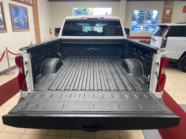 Used 2022 Chevrolet Silverado 2500 LTZ w/ Safety Package AWD/4WD image 6