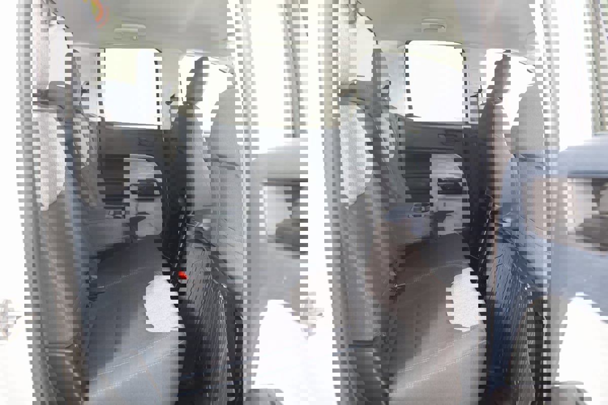 Used 2025 Ford Maverick XLT w/ 4K Tow Package image 11