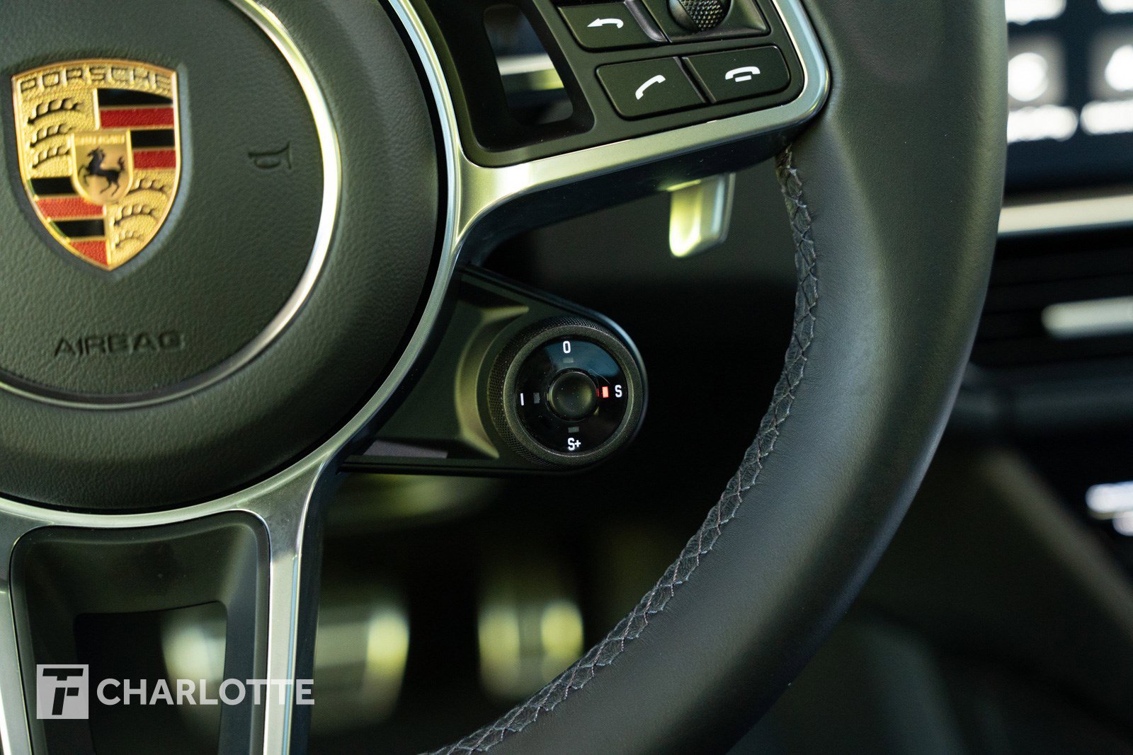 Used 2022 Porsche Cayenne S image 21