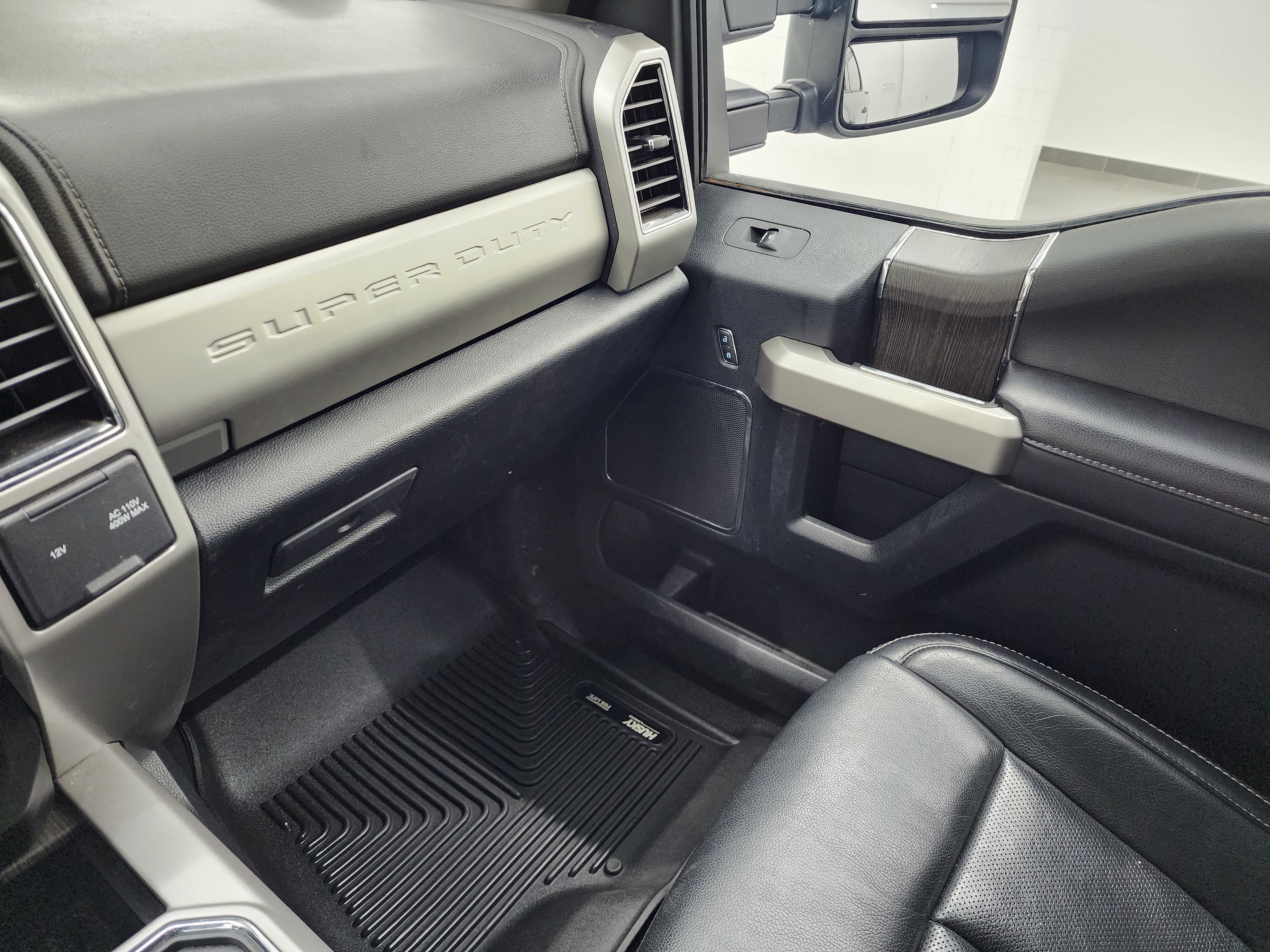 Used 2020 Ford F250 Lariat w/ Lariat Value Package image 12