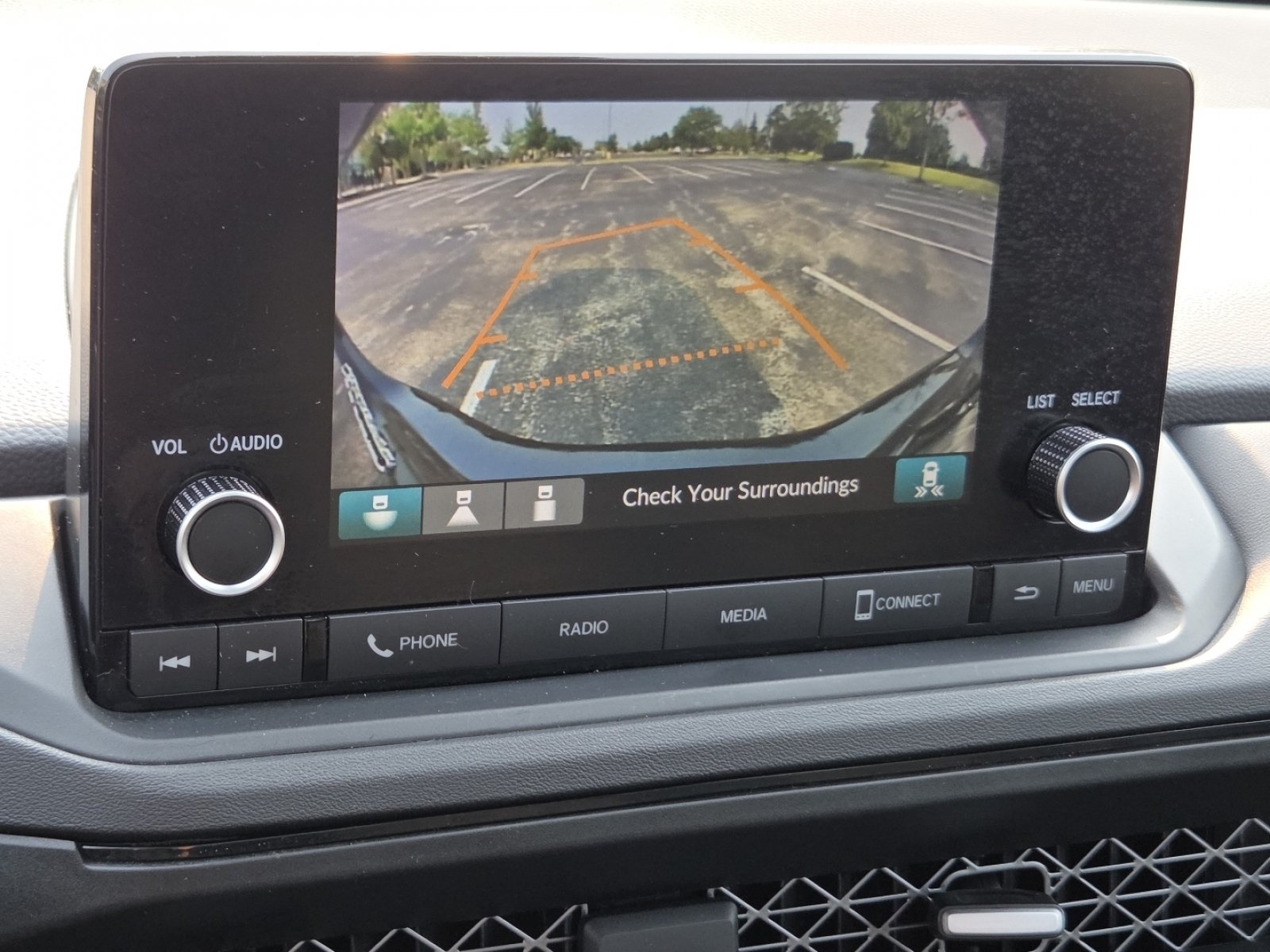Used 2025 Honda Accord SE image 11