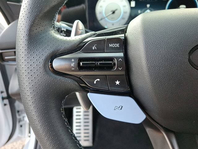 Used 2025 Hyundai Elantra N FWD image 22