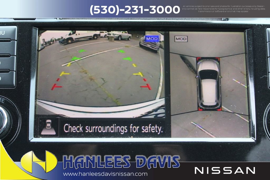 Used 2018 Nissan Rogue SL FWD image 25