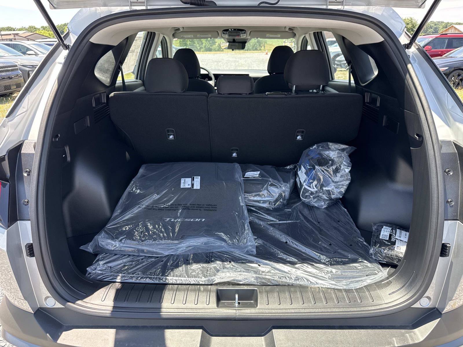 New 2026 Hyundai Tucson SE AWD/4WD image 11