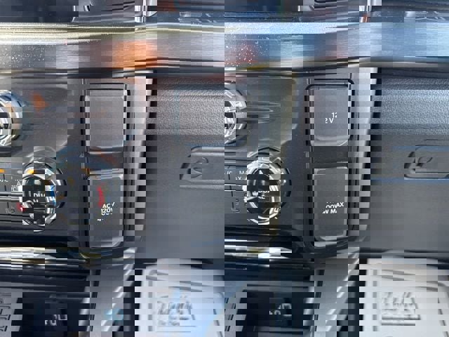 New 2026 Ford F250 Lariat w/ FX4 Off-Road Package image 36