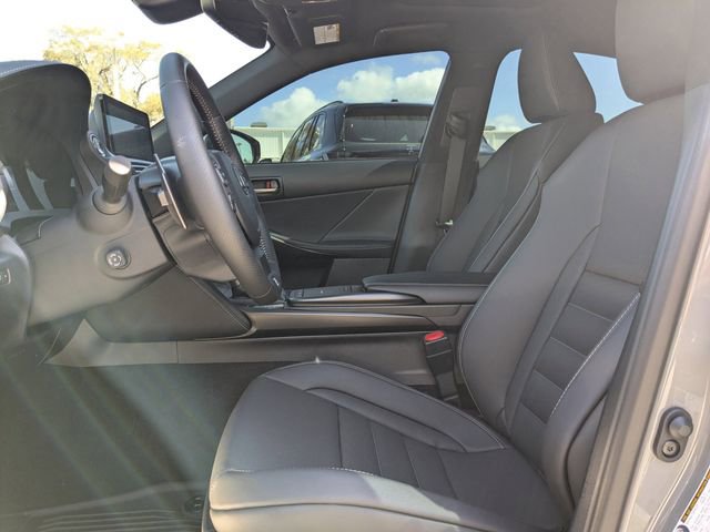 Used 2025 Lexus IS 350 F Sport w/ Navigation Package image 21