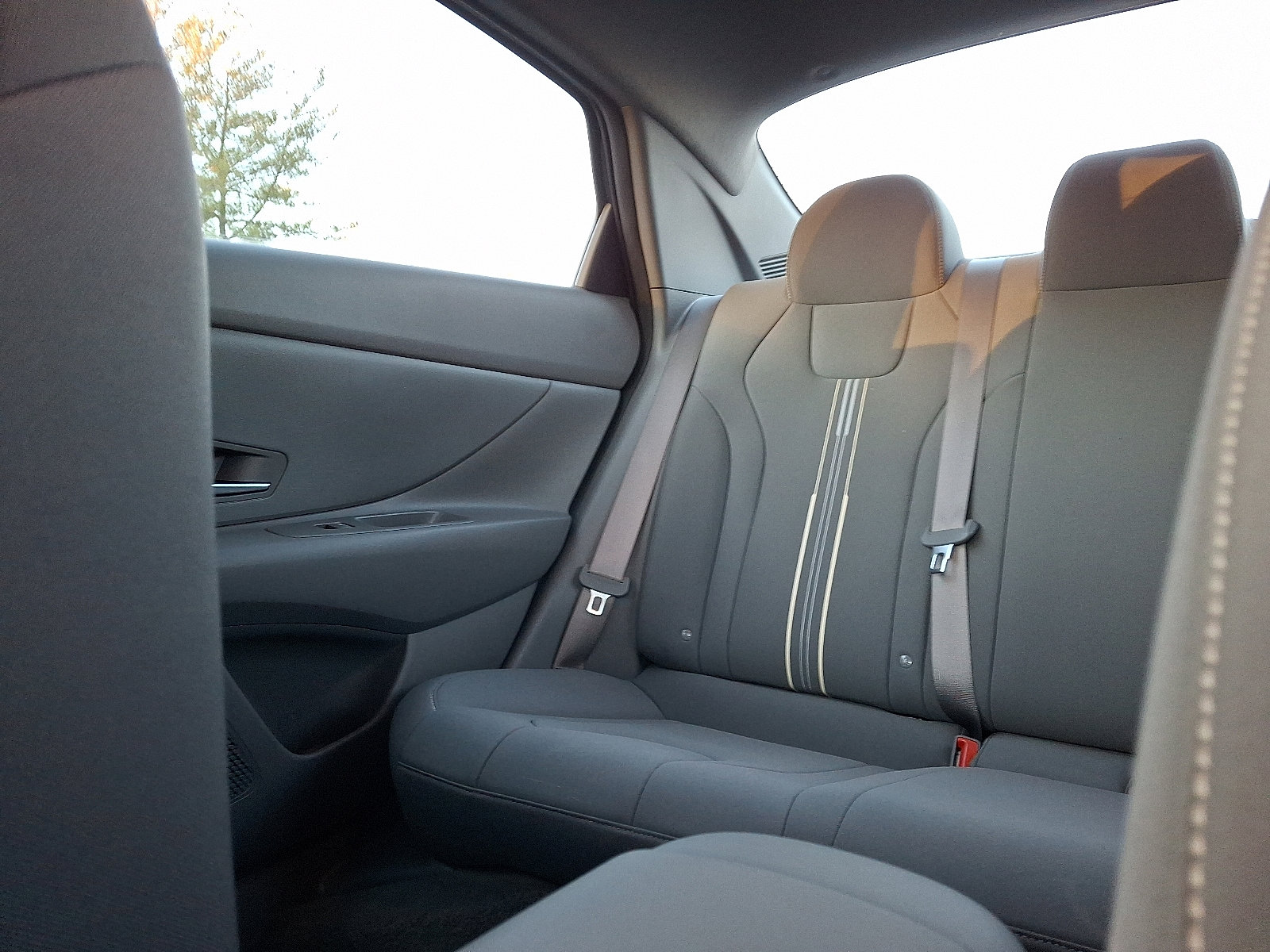 Certified 2023 Hyundai Elantra SEL image 18