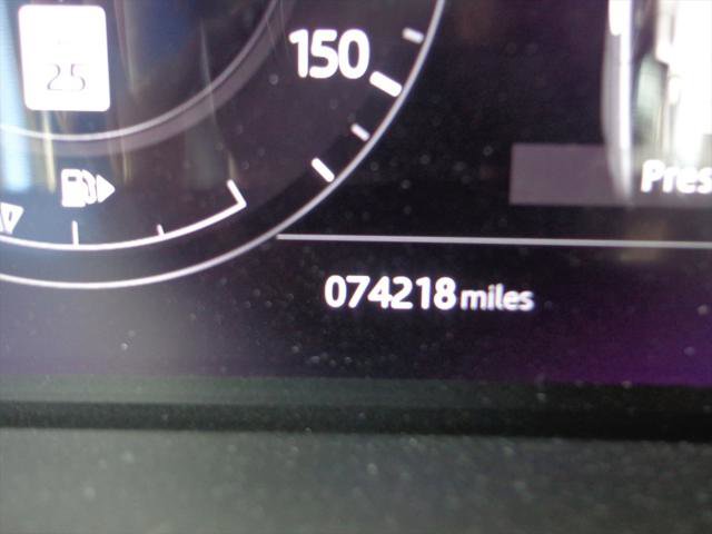 Used 2018 Land Rover Range Rover HSE image 11