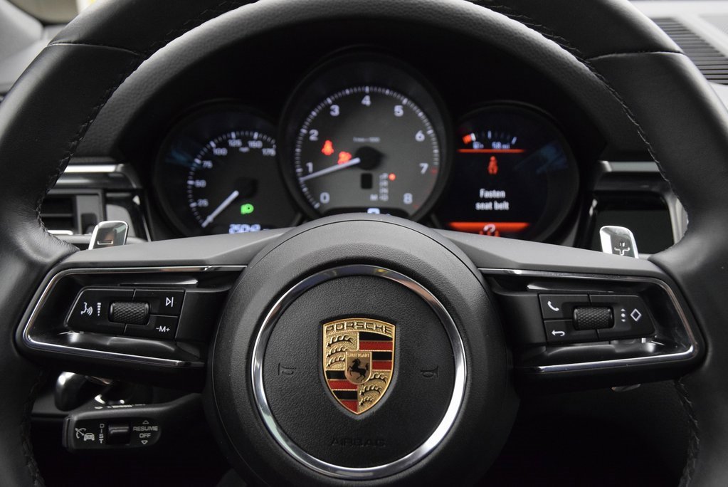Used 2023 Porsche Macan S image 23