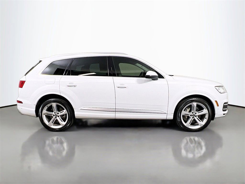 Used 2019 Audi Q7 3.0T Prestige w/ Prestige Package image 8
