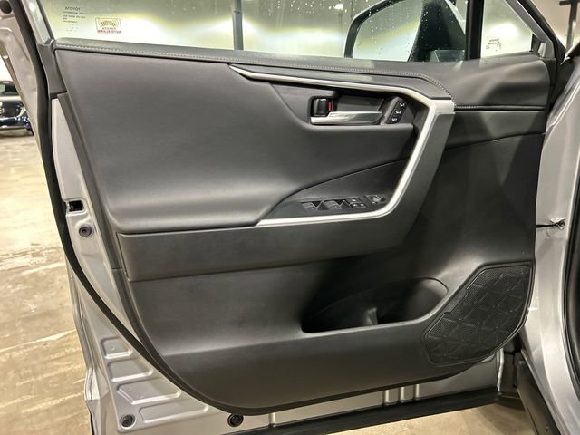 Used 2022 Toyota RAV4 Limited w/ Limited Grade Weather Package image 9