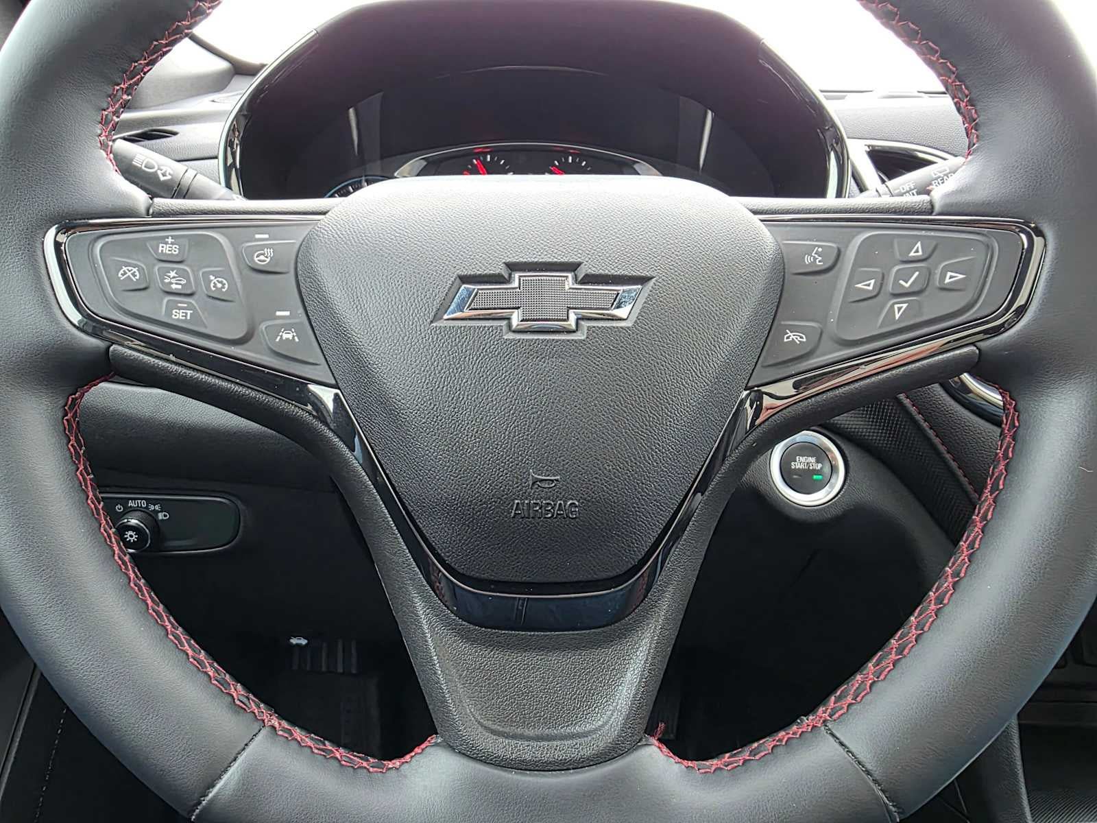 Used 2023 Chevrolet Equinox RS w/ RS Leather Package AWD/4WD image 24