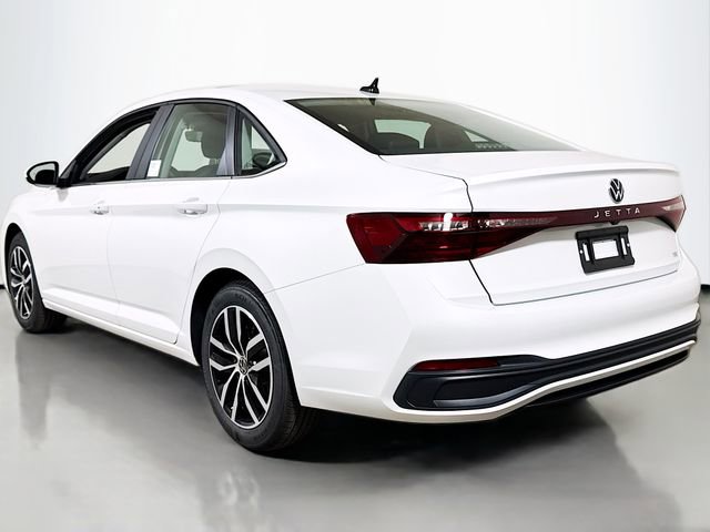 New 2026 Volkswagen Jetta SE image 3