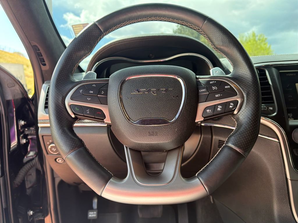 Used 2017 Jeep Grand Cherokee SRT image 15