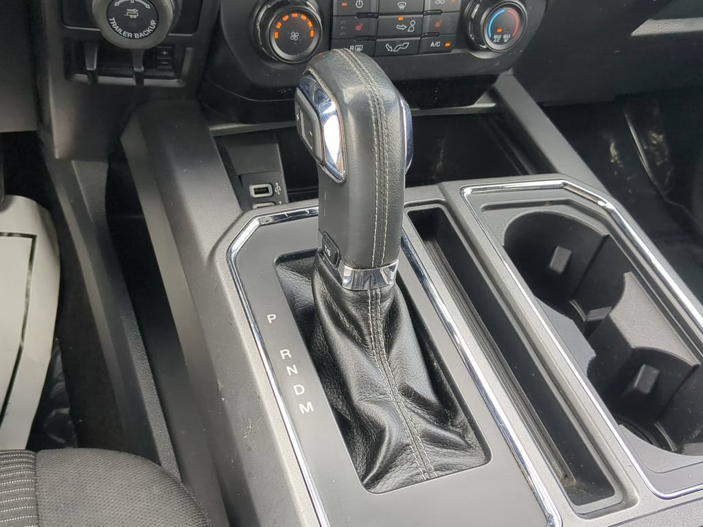 Used 2017 Ford F150 XLT w/ Equipment Group 302A Luxury AWD/4WD image 27