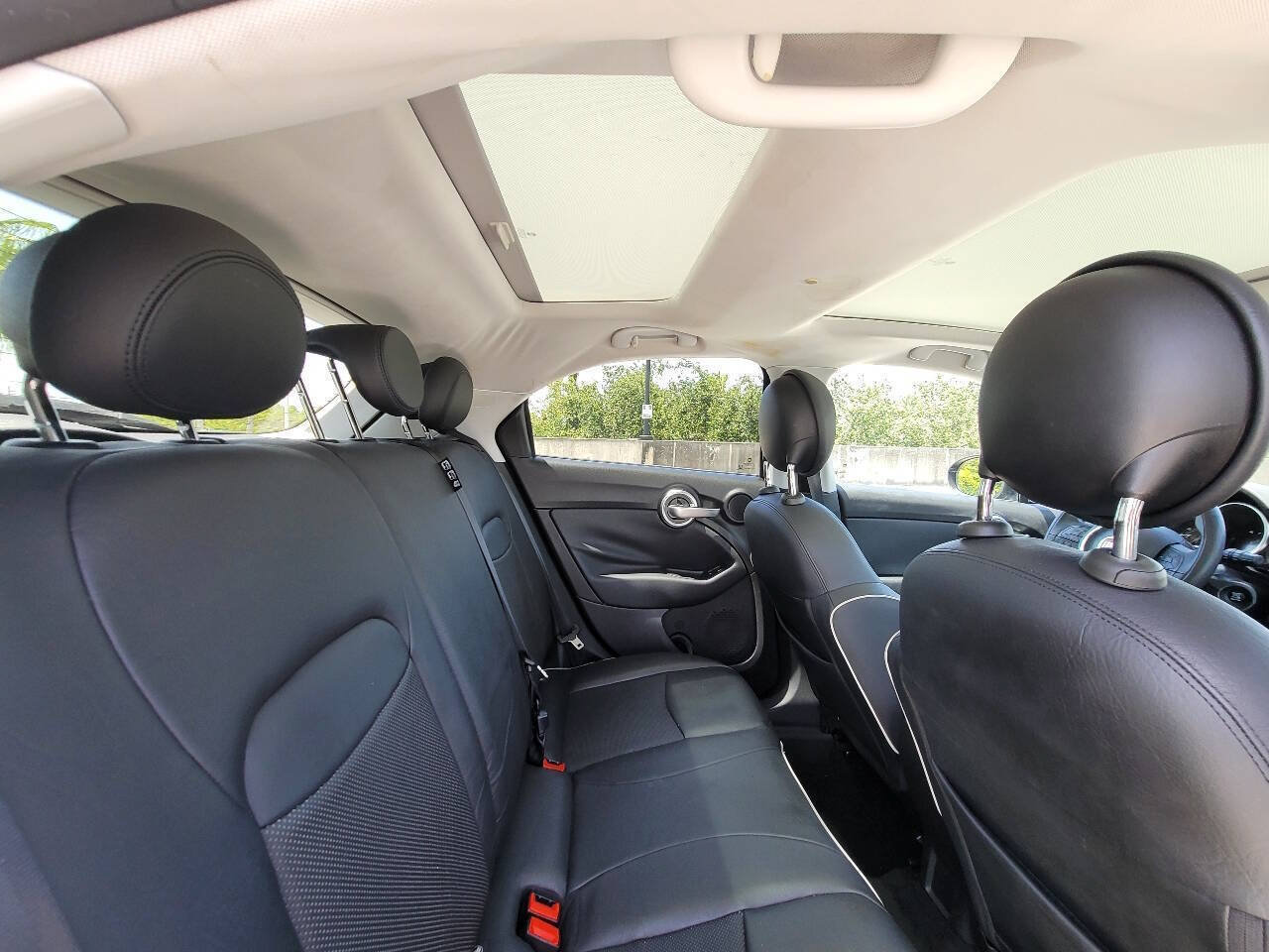 Used 2017 FIAT 500X Lounge w/ Lounge Premium Package (FWD) image 32