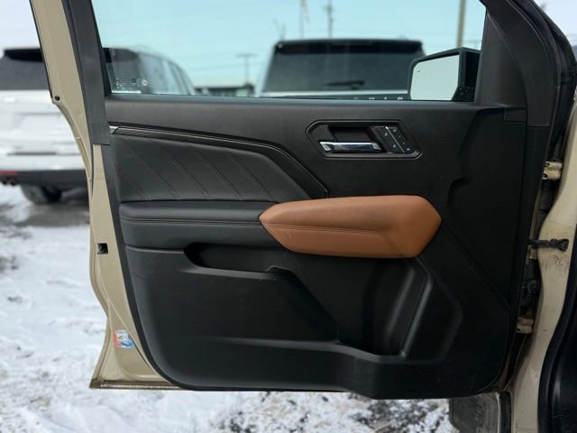 Used 2023 GMC Canyon AT4 w/ AT4 Premium Package image 13