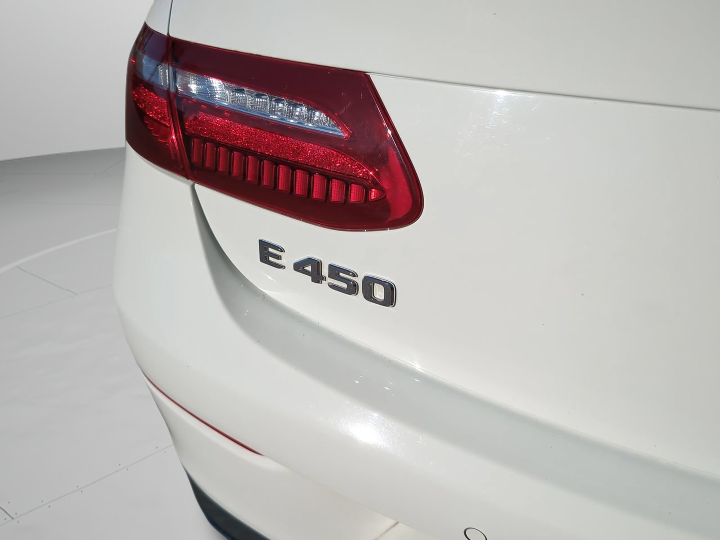 Used 2020 Mercedes-Benz E 450 Cabriolet image 30
