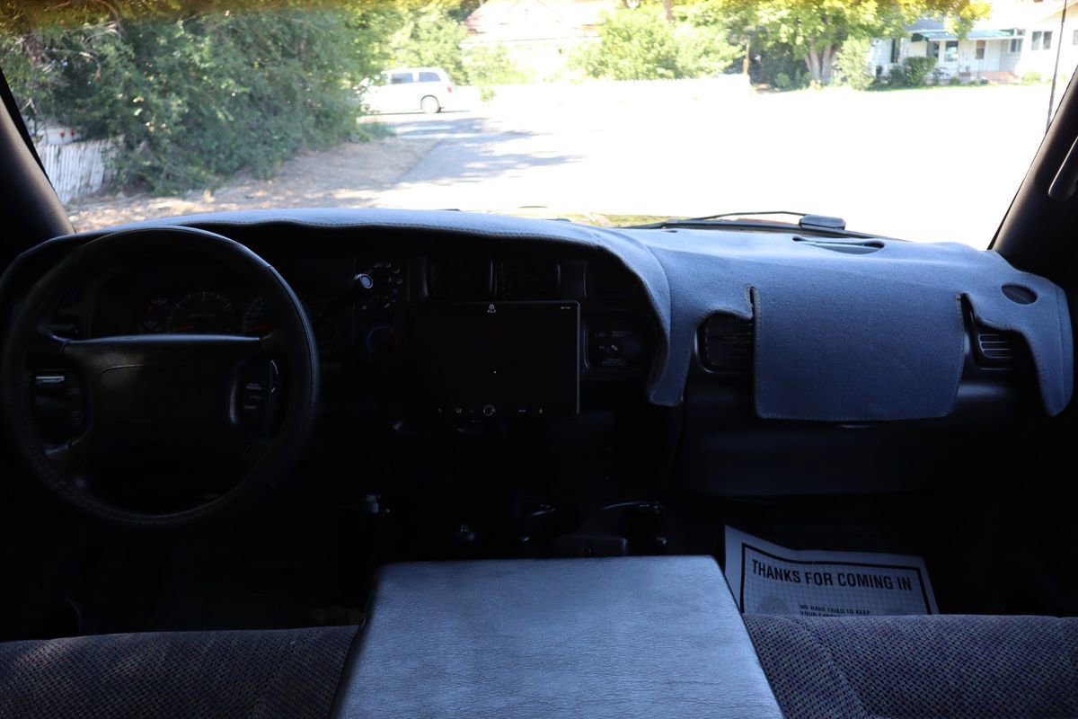 Used 1998 Dodge Ram 2500 Truck Laramie SLT image 17